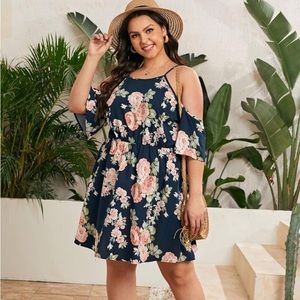 🎉HP🎉 NWOT Floral Cold Shoulder Dress🌸 Size XL